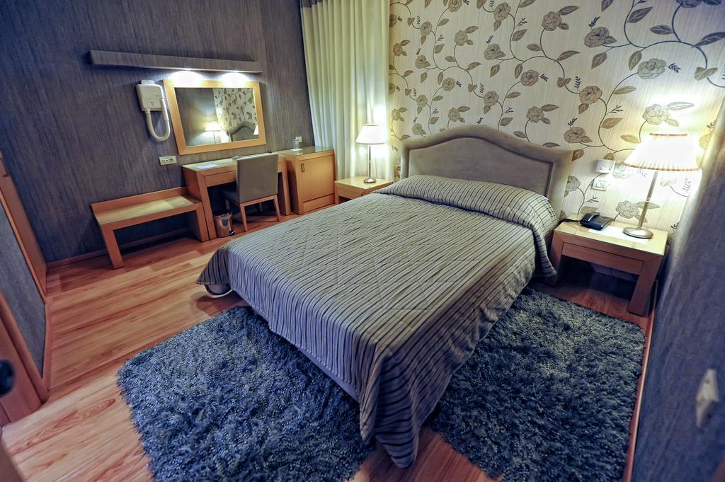 Haikos Hotel Kalamata Room photo